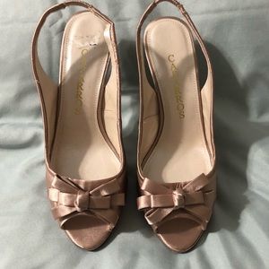 Caparros light pink heels